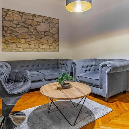 Apartment Stunning In With Wifi *